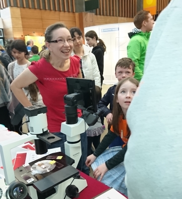 Eva at science festival 3